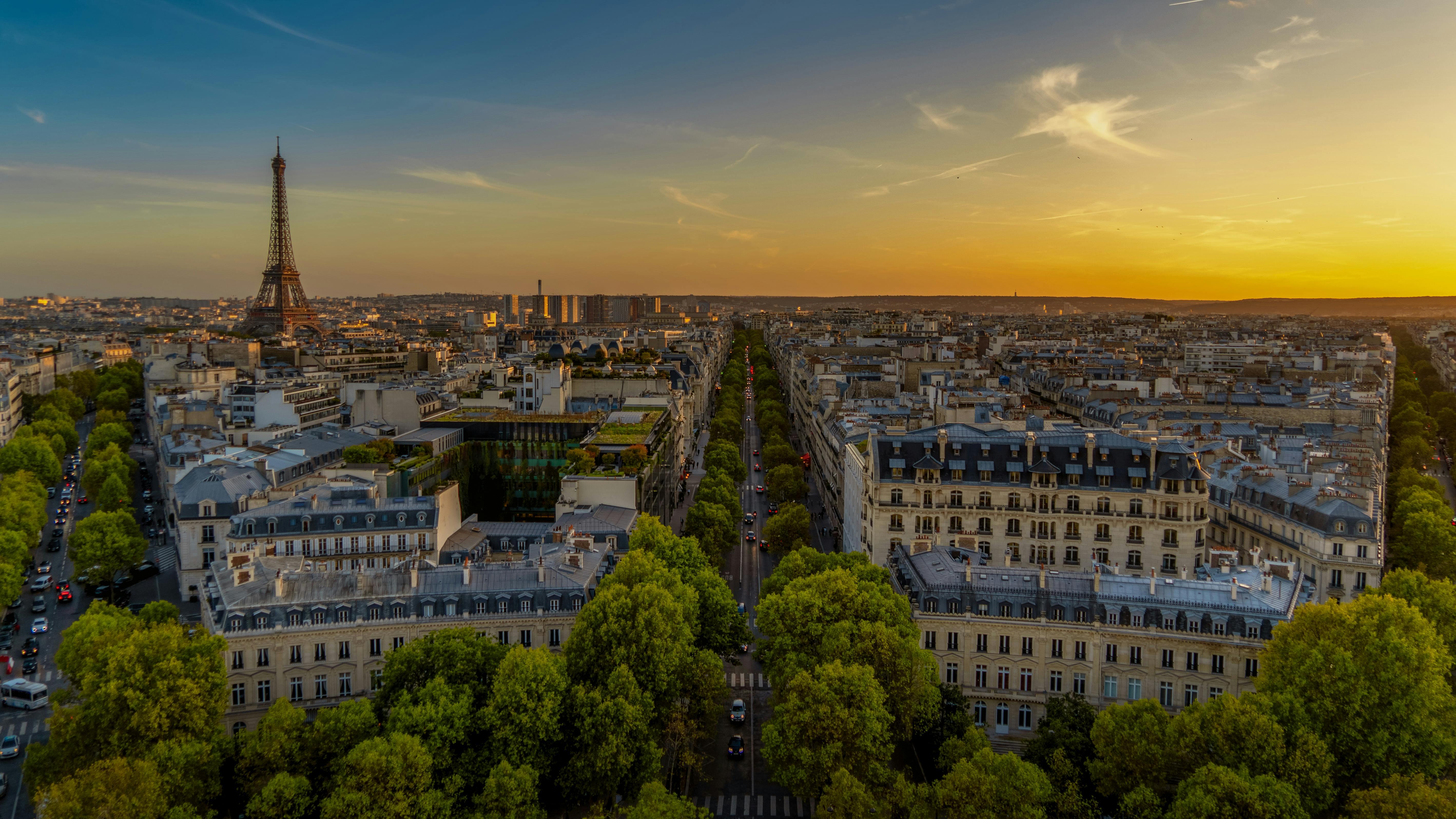 Paris Hotels With Jacuzzi in Room